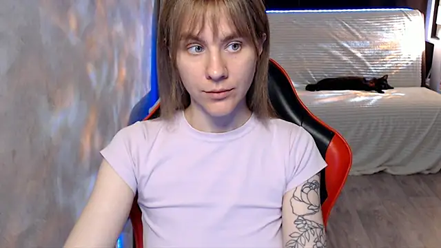MiaBun1 online show from 05/19/26, 01:51