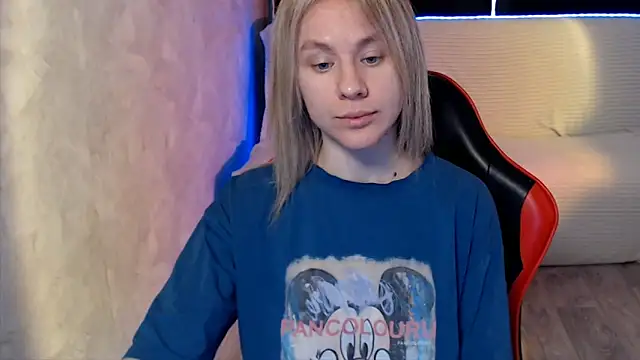 MiaBun1 online show from 04/15/26, 03:56