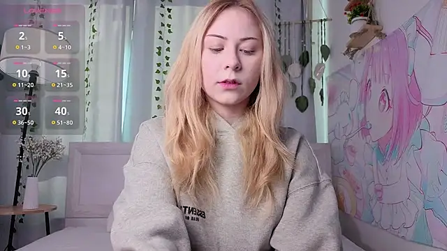 Snapshot of kaity_berry chatting on 02/18/26, 08:22 kaity berry online show from 02/18/26, 08:22