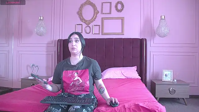 KendallVelvet online show from 04/26/26, 09:17