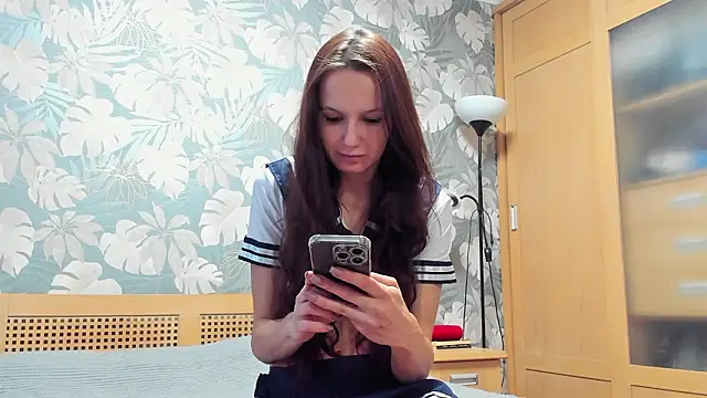 OliviaMuur online show from 02/03/26, 05:05