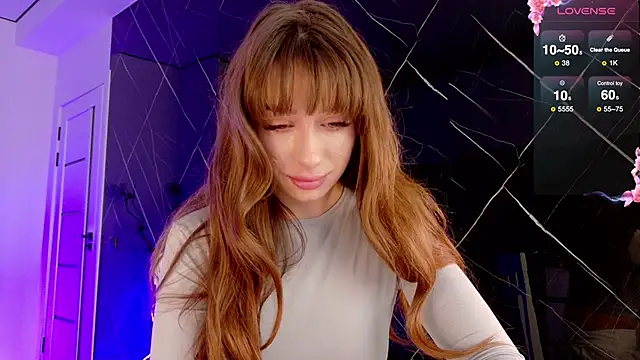 Snapshot of AlessiaBlisss chatting on 12/14/25, 07:58 AlessiaBlisss online show from 12/14/25, 07:58