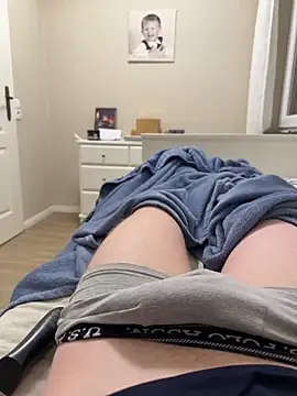 Snapshot of angei094 chatting on 01/31/26, 09:02 angei094 online show from 01/31/26, 09:02