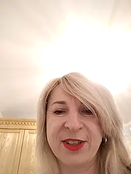 AhlyssaLove1155 online show from 05/05/26, 05:16