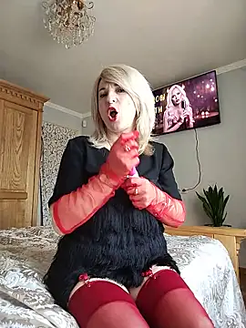 AhlyssaLove1155 online show from 05/24/26, 06:24