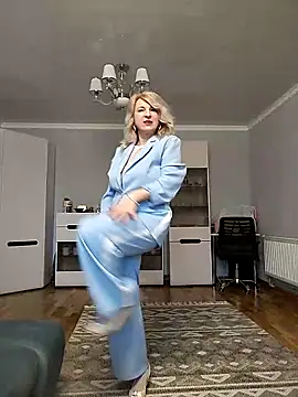 AhlyssaLove1155 online show from 03/15/26, 10:11
