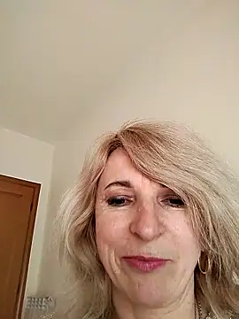 AhlyssaLove1155 online show from 03/29/26, 12:40