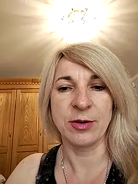 AhlyssaLove1155 online show from 05/29/26, 04:24