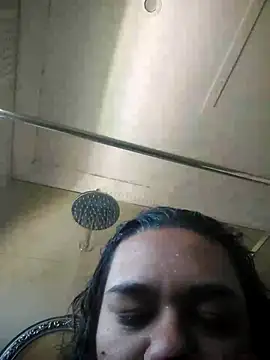 Snapshot of thebomb07 chatting on 12/16/25, 09:46 thebomb07 online show from 12/16/25, 09:46