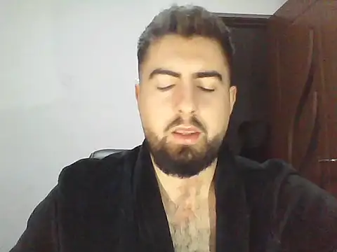 Snapshot of iigabi chatting on 12/17/25, 04:12 iigabi online show from 12/17/25, 04:12