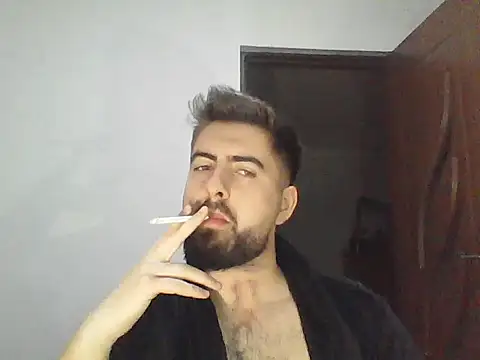 Snapshot of iigabi chatting on 12/18/25, 06:01 iigabi online show from 12/18/25, 06:01