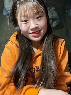 hinata-xx online show from 02/10/26, 10:36