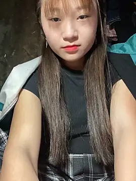 hinata-xx online show from 02/18/26, 03:48