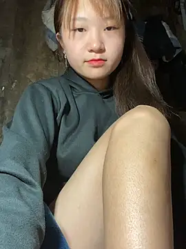 hinata-xx online show from 03/08/26, 11:41