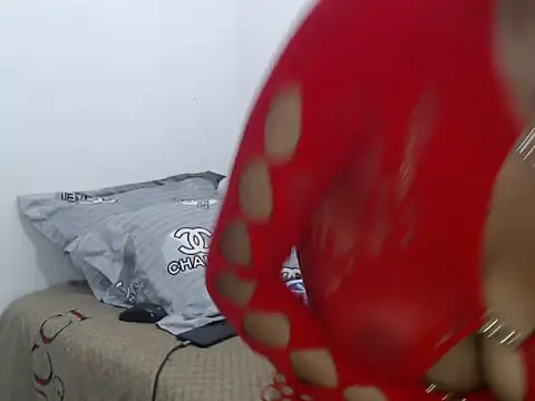 Belle2556 online show from 12/14/25, 05:18