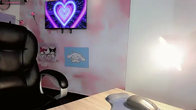 Melany Alejandra online show from 02/25/26, 05:18