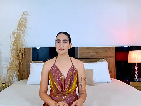Snapshot of LucyHanks chatting on 05/12/26, 02:12 LucyHanks online show from 05/12/26, 02:12