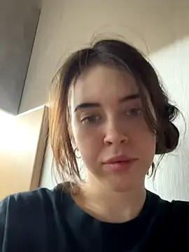 Snapshot of Kimberlybondd chatting on 12/18/25, 09:51 Kimberlybondd online show from 12/18/25, 09:51