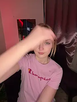 sabrinasss  online show from 02/07/26, 09:28