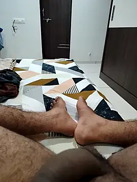 johny044 online show from 05/12/26, 08:26