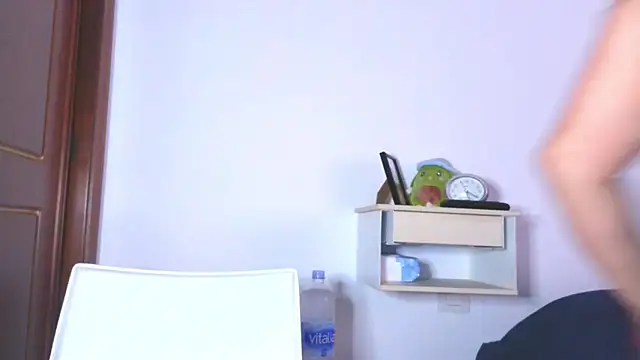 Snapshot of mariajosebarrazaa chatting on 04/02/26, 04:13 mariajosebarrazaa online show from 04/02/26, 04:13