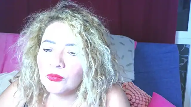 Snapshot of mariajosebarrazaa chatting on 04/08/26, 09:05 mariajosebarrazaa online show from 04/08/26, 09:05