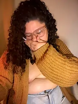 Snapshot of VanesssaMilf_ chatting on 03/01/26, 08:58 VanesssaMilf online show from 03/01/26, 08:58