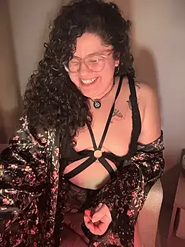 Snapshot of VanesssaMilf_ chatting on 01/15/26, 12:03 VanesssaMilf online show from 01/15/26, 12:03