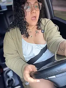 Snapshot of VanesssaMilf_ chatting on 01/08/26, 08:15 VanesssaMilf online show from 01/08/26, 08:15