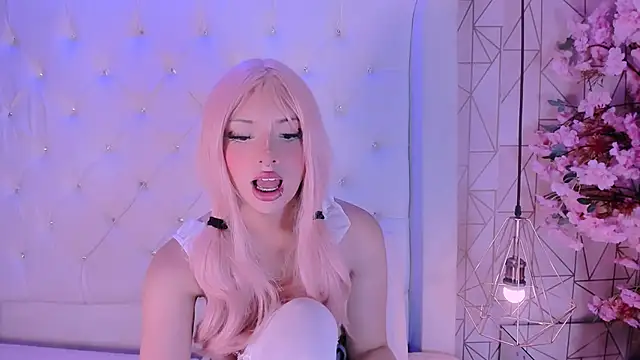 NamiMoon1 online show from 02/13/26, 01:22