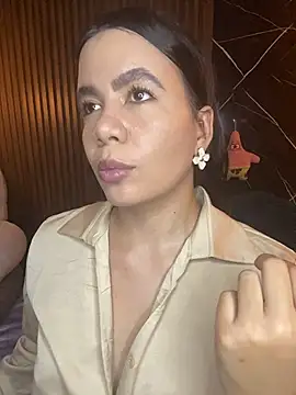 Snapshot of ValentinaEliot chatting on 02/03/26, 12:21 ValentinaEliot online show from 02/03/26, 12:21