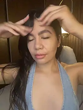 Snapshot of ValentinaEliot chatting on 02/03/26, 02:22 ValentinaEliot online show from 02/03/26, 02:22