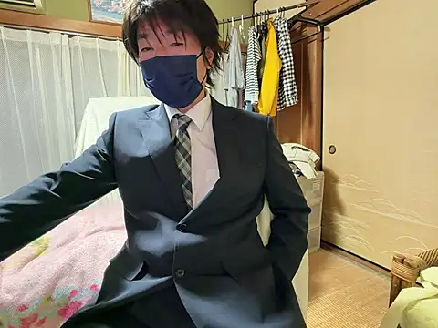 Hirokazu 12 online show from 02/09/26, 10:35