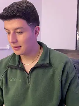 Goldenknight33 online show from 02/19/26, 02:58