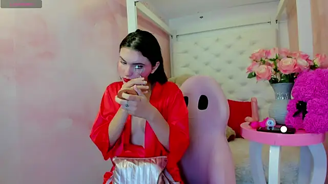 Snapshot of valeriecute18 chatting on 01/15/26, 11:46 valeriecute18 online show from 01/15/26, 11:46