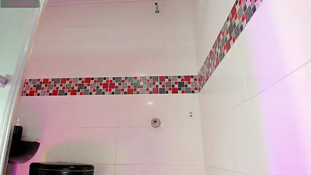 valeriecute18 online show from 04/06/26, 03:13