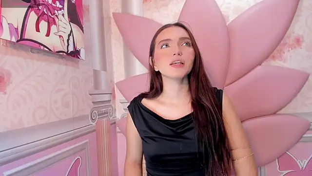 valeriecute18 online show from 04/13/26, 03:32