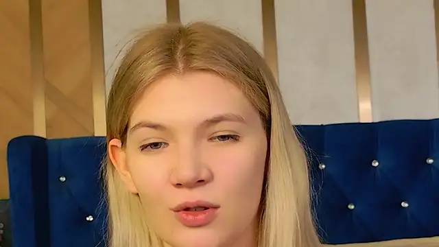 Vivien Hans online show from 03/26/26, 09:02