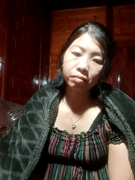 Amiluli online show from 02/27/26, 01:00