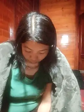 Amiluli online show from 02/25/26, 12:49