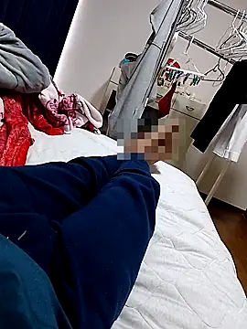 Snapshot of sexyboy224jp chatting on 12/19/25, 03:21 sexyboy224jp online show from 12/19/25, 03:21