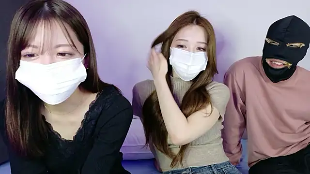  noanyan  online show from 04/23/26, 12:40
