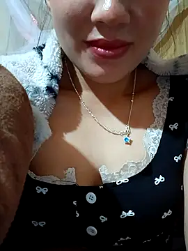 mayni012314 online show from 12/18/25, 07:13