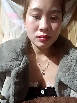 Snapshot of mayni012314 chatting on 01/14/26, 03:37 mayni012314 online show from 01/14/26, 03:37