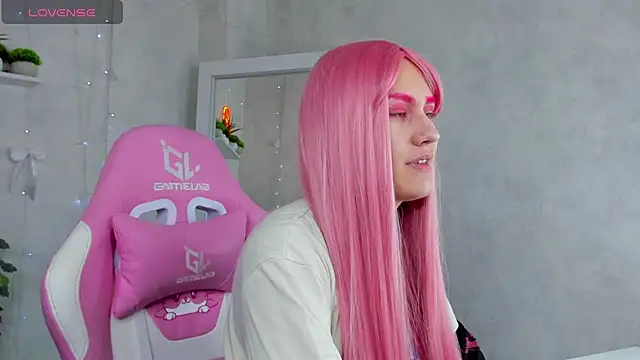 Nedzumi Sato online show from 12/18/25, 12:38