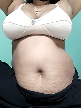 Uma-2 online show from 12/20/25, 03:53