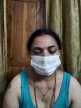 Snapshot of bhavyasri_55 chatting on 12/19/25, 02:15 bhavyasri 55 online show from 12/19/25, 02:15