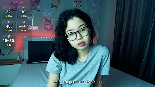 Snapshot of kimyjina chatting on 12/18/25, 03:44 kimyjina online show from 12/18/25, 03:44