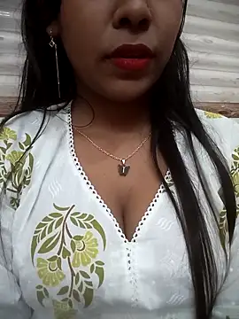 Snapshot of Sihu-Chauhan chatting on 12/20/25, 11:24 Sihu-Chauhan online show from 12/20/25, 11:24