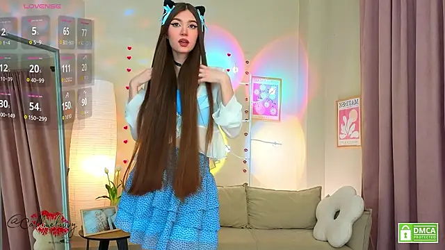 oliviaah  online show from 03/13/26, 03:17